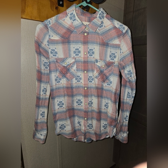 ####American Eagle Vintage Boyfriend Shirt - Picture 2 of 5